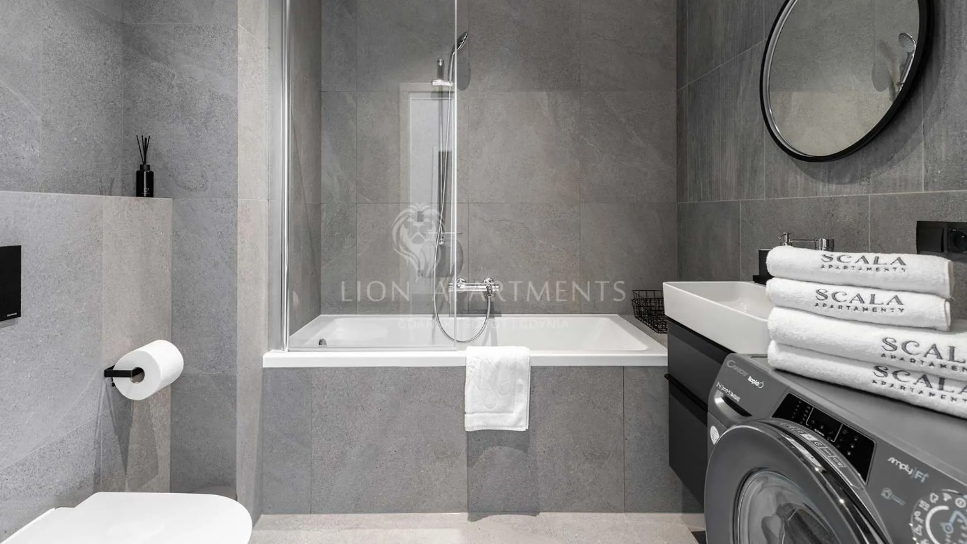 Scala City Center Apartments With Parking By Lion Apartments Gdansk 0*,