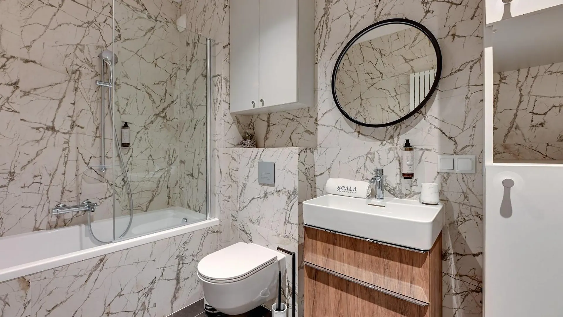 Scala City Center Apartments With Parking By Lion Apartments Γκντανσκ