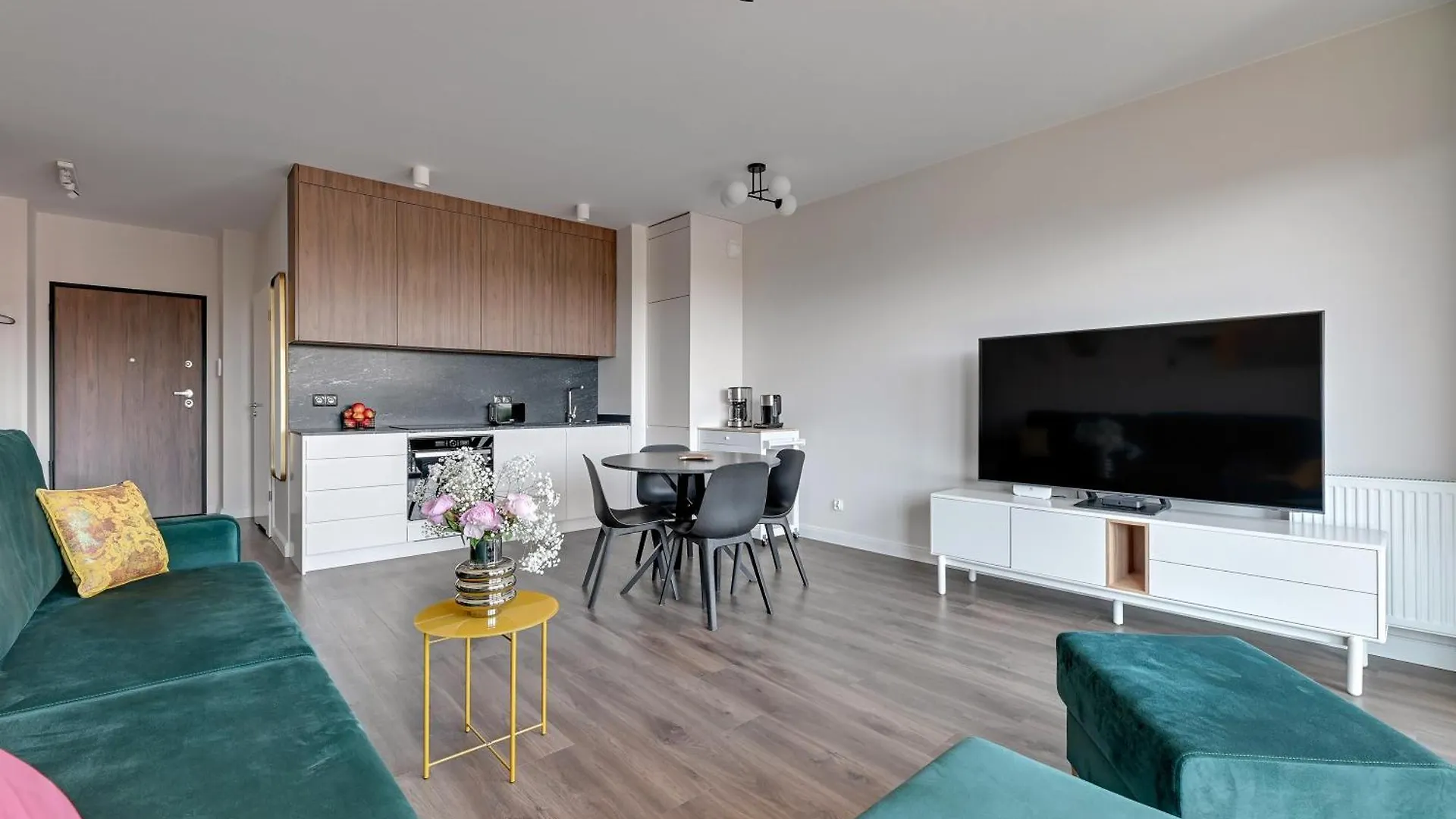 Scala City Center Apartments With Parking By Lion Apartments Gdansk