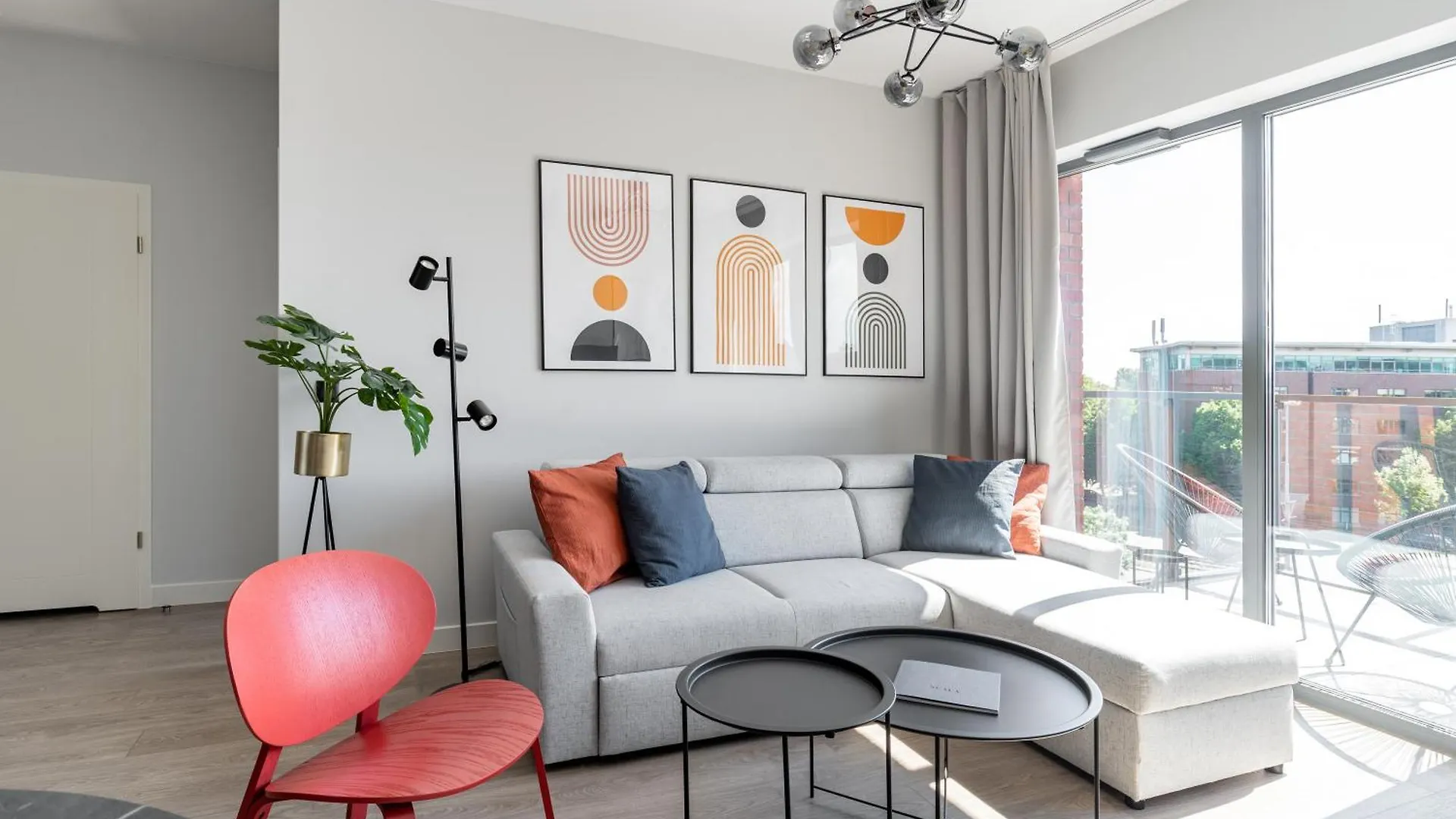 Scala City Center Apartments With Parking By Lion Apartments location